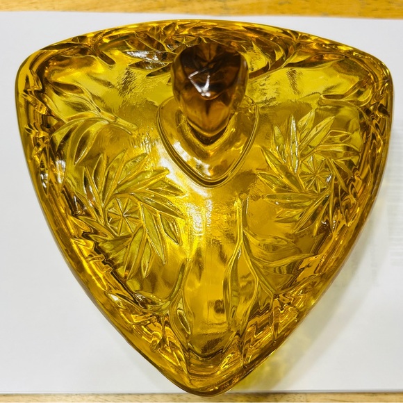 Hazel-Atlas Other - Vintage candy dish, triangular, pinwheel design. Amber color, domed lid w finial
